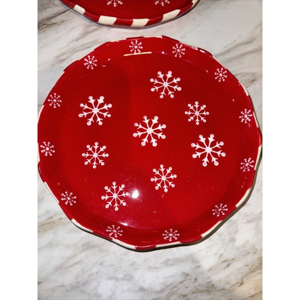 Temp-Tations by Tara 8" Red Dessert Salad Plates with White Snowflakes Set Of 3 - Picture 2 of 5